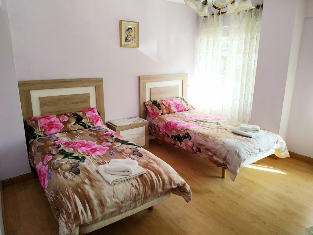 Apartment In Валенсия Екстериор снимка