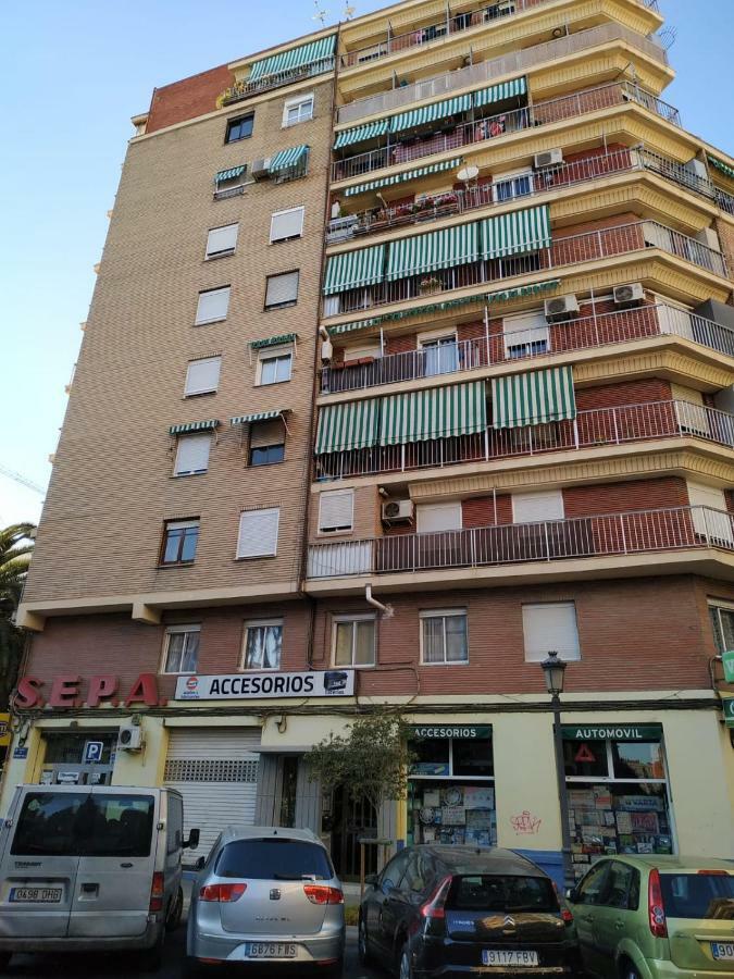 Apartment In Валенсия Екстериор снимка
